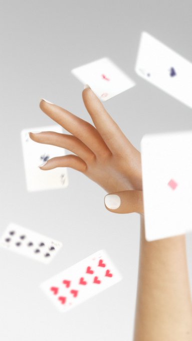 Watch Drake's leaked NSFW photo on TwXstars