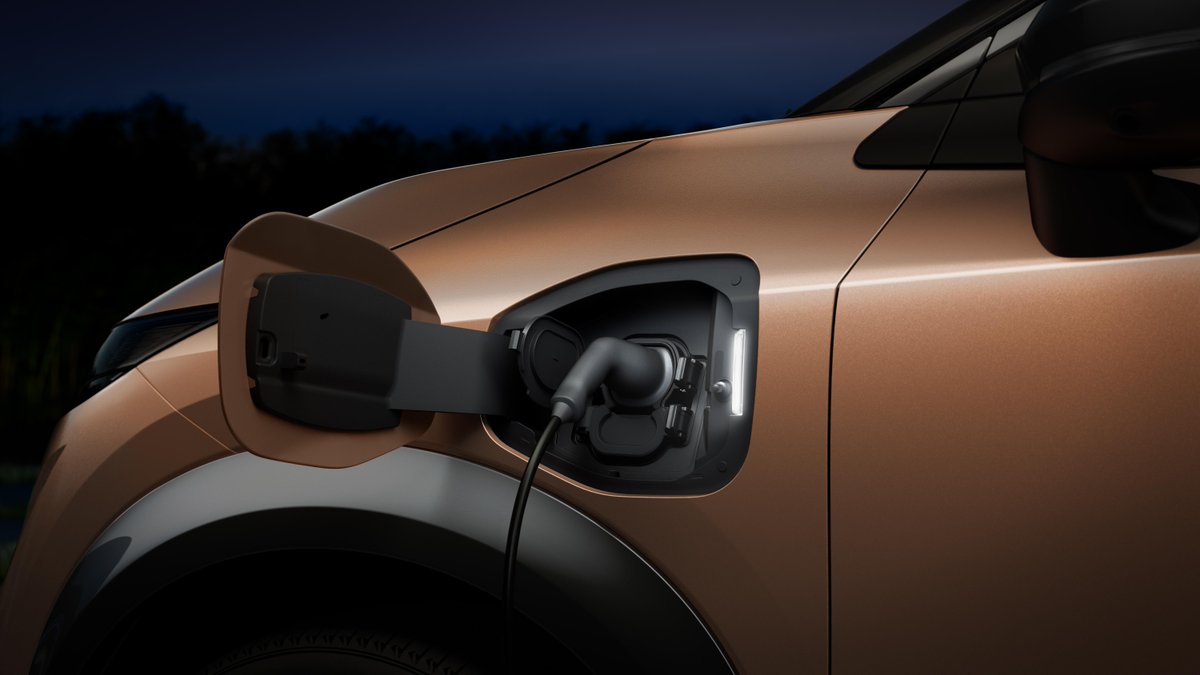 Unsure about how to charge an #electricvehicle, especially if you like to make long journeys?

There are 3 charging options you can use to recharge your Nissan #EV ⚡

✅ Home plug
✅ Home AC charger
✅ Public charge points 

Discover more 👉 ms.spr.ly/6013dcPjP