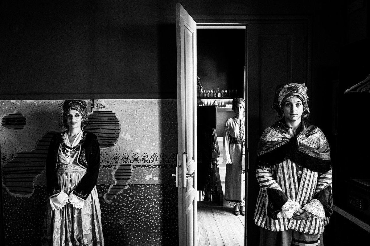 tatakis81's tweet photo. GREECE. Dodecanese. Symi island. 1900 hotel.

During hotel shooting.

For more information on my work, please visit https://t.co/jPHUSrlCC1

#photography #hotel #tradition #fashion #leicaq #symi #island #architecture #interiordesign https://t.co/Q4WaHVydXX