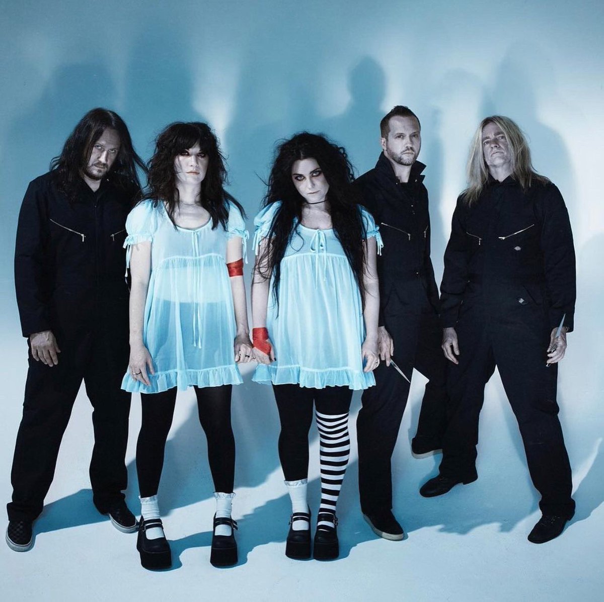 bluejeandergi's tweet photo. #evanescence https://t.co/86u8urKkX7
