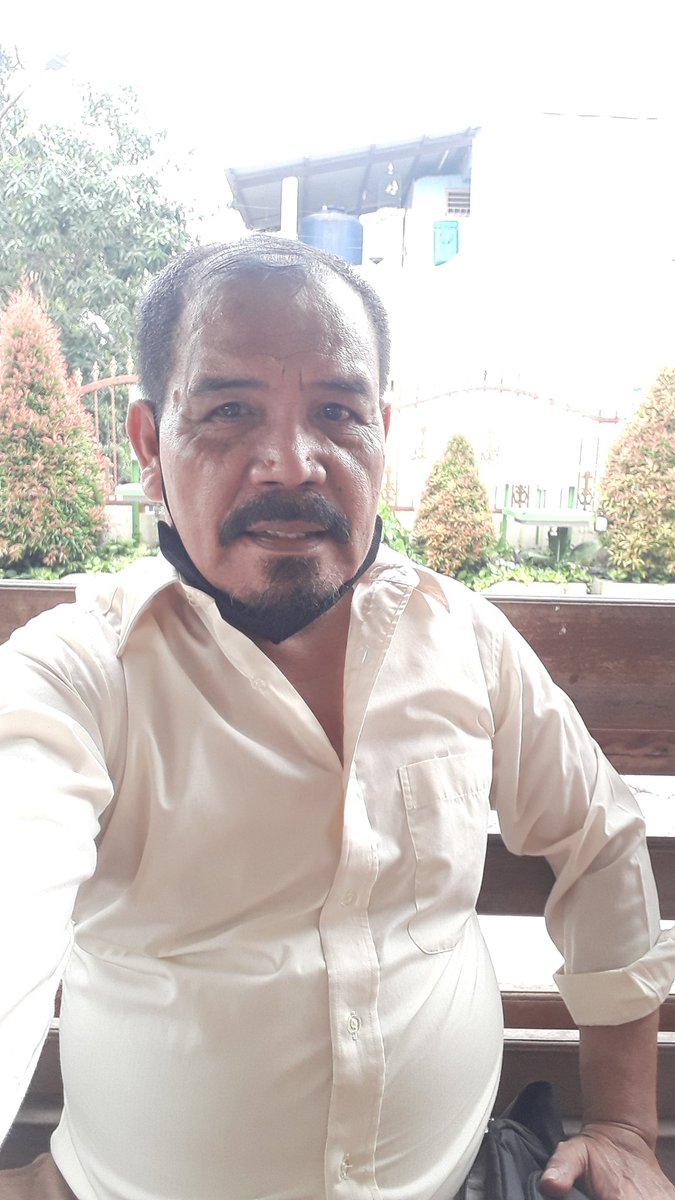 Banganton622's tweet photo. Baru pulang ni dari jkpus ada panggilan https://t.co/ZKyYgD3LrO nya baik istri nya cantik suaminya ganteng banget.suda langganan sering manggil.mantap deh.ramah tama..kalo pasien ramah tama betah mijit nya. Yok.yang minat pijit hb wa sy ya ada di profel. https://t.co/gVmfWloPBM