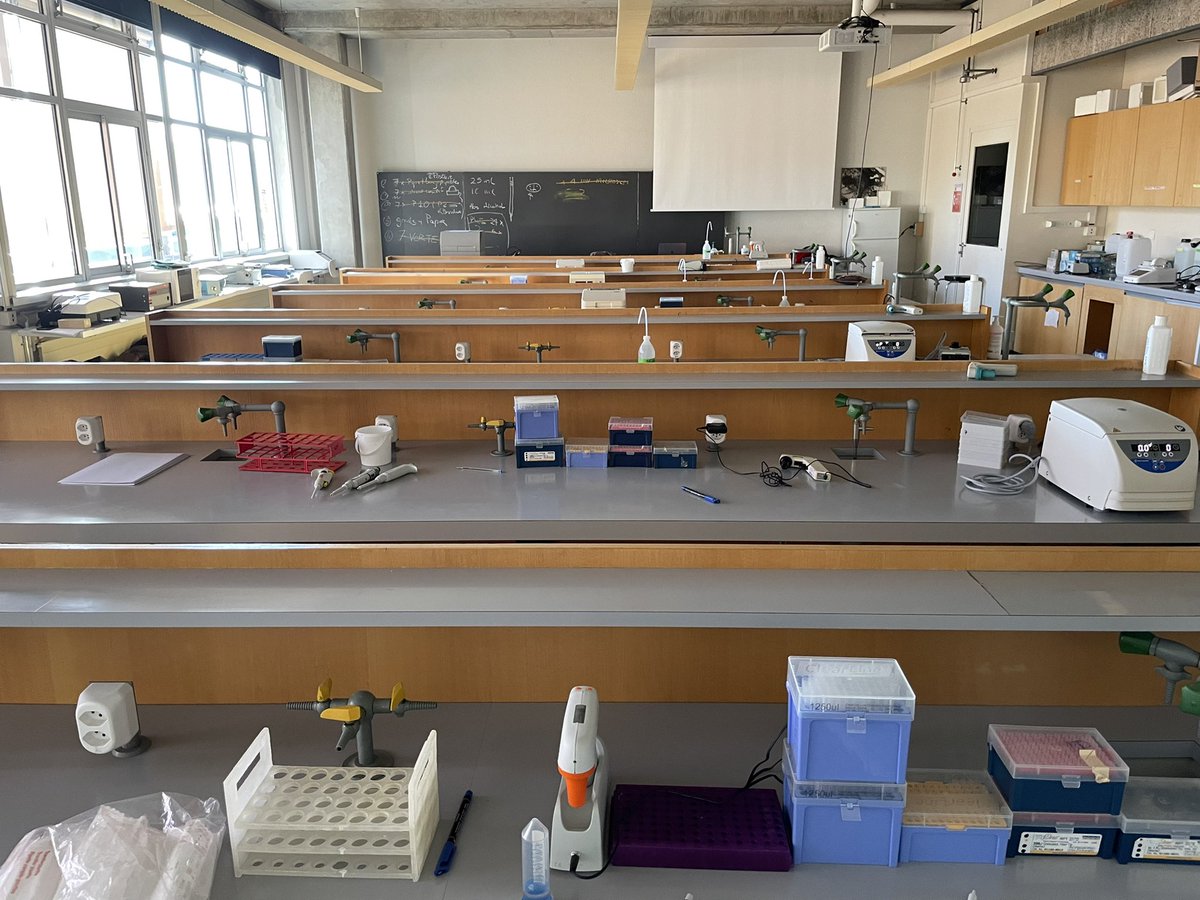 First day of practical course in molecular biology @FBM_UNIL … ready to start !