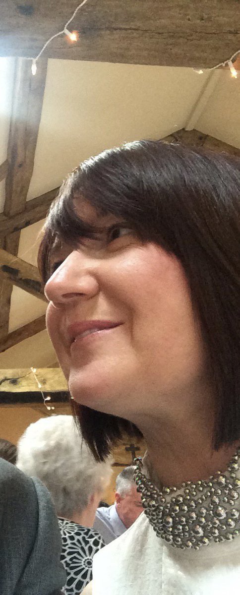 YorkieBarMilfs's tweet photo. Submission: rate, like and comment on this sexy #MILF beautiful smile and a naughty look in those eyes, what mischief would you like to get up to with her? #hotmom #hotwife #YorkshireBeauty #perfectmilf @JoAnnex1969 https://t.co/scPYvkGn4N