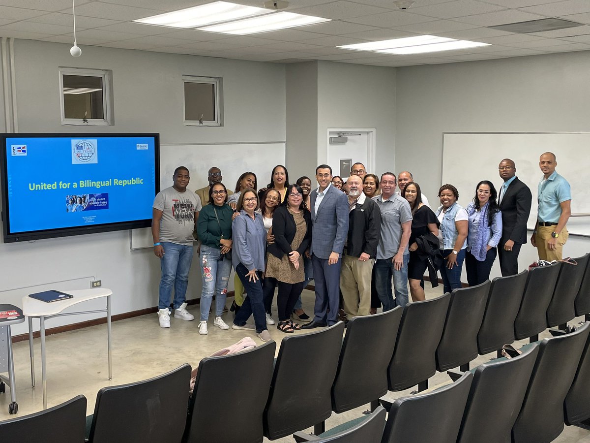 EduTalkRD's tweet photo. Docentes de inglés de las Escuelas Públicas Dominicanas y Especialistas en Educación Bilingüe de la Puerto Rico TESOL desarrollarán una amplia agenda, para fortalecer el Programa de Bilingüismo en las Escuelas Públicas Dominicanas. https://t.co/wPmVrYQR2T
