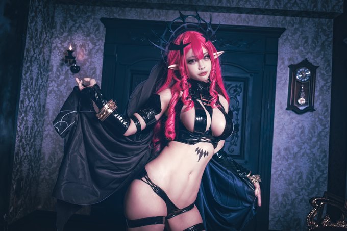 Twitterのコスプレ画像23