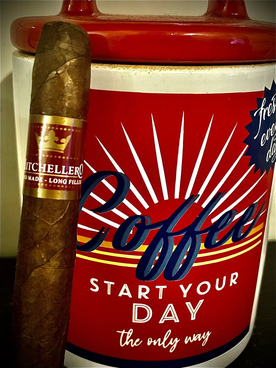 mikesha16292973's tweet photo. The Best way too start the week, this Mitchellero Sporty is a fabulous cigar and packs a real punch and fighting well above its weight in Value for money stakes @Cgarsltd @saracgars @Jocgars1 #MitchelleroMonday #Mitchellero #cgars https://t.co/AMoGaq69Ga