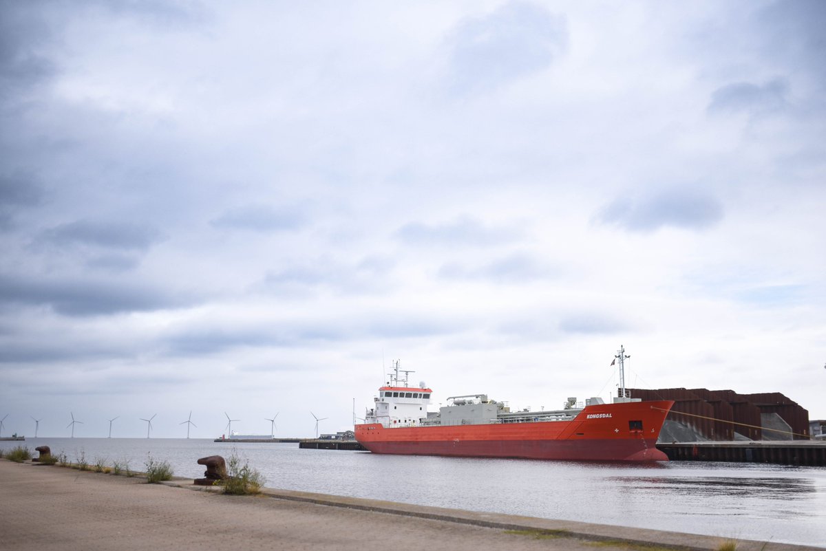 Copenhagen Malmö Port (@cmportab) on Twitter photo CMPs høringssvar til idefasehøringer af hhv. Metro M5 (<a href="/koebenhavner/">Københavns Kommune</a>) og Østlig Ringvej (<a href="/sundogbaelt/">Sund & Bælt</a>) - tråd🧵om kritisk infrastruktur og bæredygtig forsyningssikkerhed. 🌱⚓️🚢🏗️🚛✈️<a href="/DanskIndustri/">DI - Dansk Industri</a> <a href="/DanskeHavne/">Danske Havne</a> <a href="/C4Cph/">C4 - Carbon Capture Cluster Copenhagen</a> @ditCPH <a href="/Skibsmaegler/">Danske Shipping- og Havnevirksomheder</a> <a href="/MetroenKBH/">Metroen</a> <a href="/TRM_dk/">Transportministeriet</a> 1/ CMPs høringssvar til idefasehøringer af hhv. Metro M5 (<a href="/koebenhavner/">Københavns Kommune</a>) og Østlig Ringvej (<a href="/sundogbaelt/">Sund & Bælt</a>) - tråd🧵om kritisk infrastruktur og bæredygtig forsyningssikkerhed. 🌱⚓️🚢🏗️🚛✈️<a href="/DanskIndustri/">DI - Dansk Industri</a> <a href="/DanskeHavne/">Danske Havne</a> <a href="/C4Cph/">C4 - Carbon Capture Cluster Copenhagen</a> @ditCPH <a href="/Skibsmaegler/">Danske Shipping- og Havnevirksomheder</a> <a href="/MetroenKBH/">Metroen</a> <a href="/TRM_dk/">Transportministeriet</a> 1/