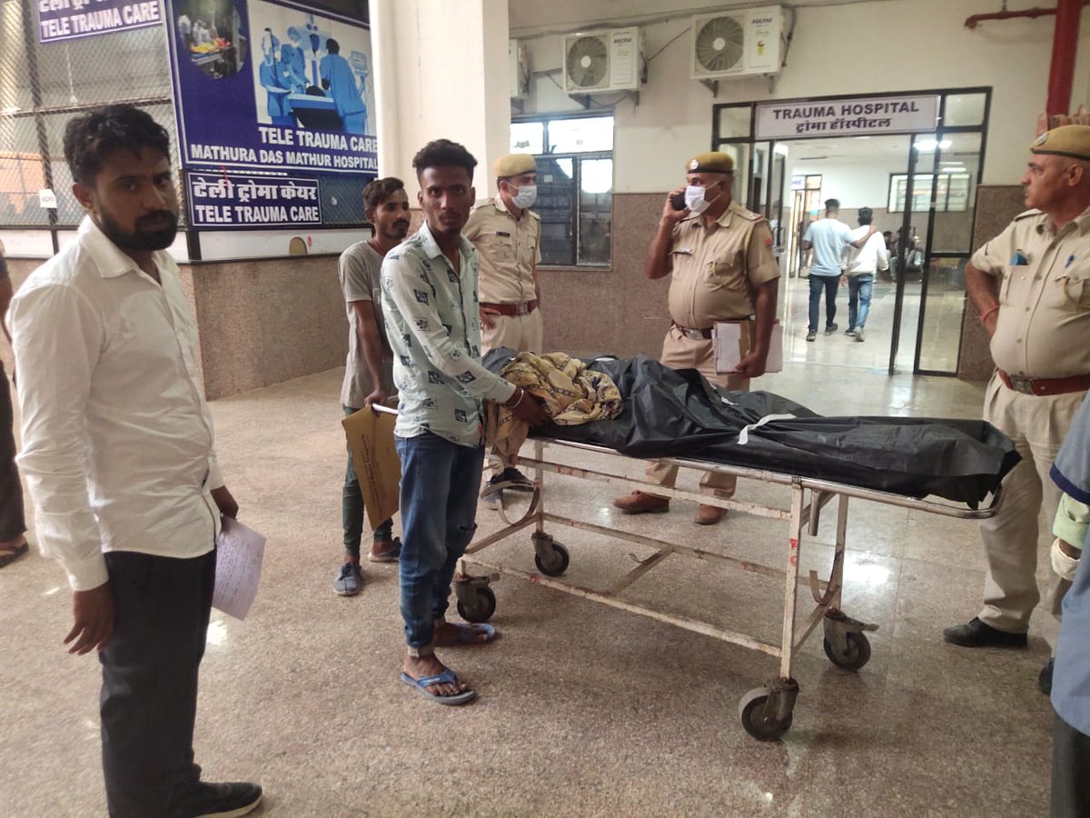<a href="/JdprRuralPolice/">Jodhpur Rural Police</a>
<a href="/DCPEastJodhpur/">DCP East Jodhpur</a> मामले को जल्द संज्ञान में लेते हुए उचित कार्यवाही कर न्याय दिलाए <a href="/RajPoliceHelp/">Rajasthan Police HelpDesk</a> आएदिन पश्चिमी राजस्थान के आदिवासियो पर हत्या मारपीट रेप जेसे मामलो में बढ़ोतरी हो रही राजस्थान का न्याय तंत्र विफल साबित हो रहा
#BhilTribal_NotSafe_in_JodhpurDivision
