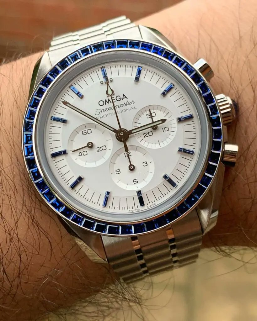 10piecesof8's tweet photo. Are these real? We don't know, but allegedly there are only one of each variant available exclusively to Omega's top clients. 
Details: https://t.co/xlWOOsVd1n https://t.co/xAbctqYEiX