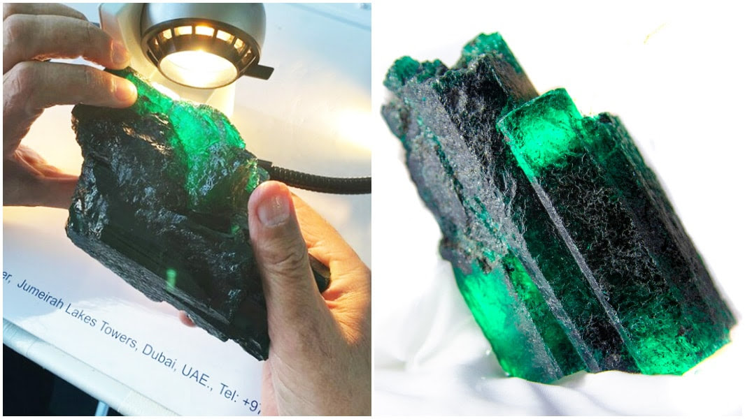 DevelopZForum's tweet photo. World’s Largest Uncut Emerald Unearthed In Zambia, Reminds People Of Kryptonite

https://t.co/IId8lm2joC

Read the full article on our website, link in bio. )

#ZambiaRising #DevelopmentNews #zambia🇿🇲 #dzfupdates #developzambiaforum https://t.co/QxWGgxZ0vR