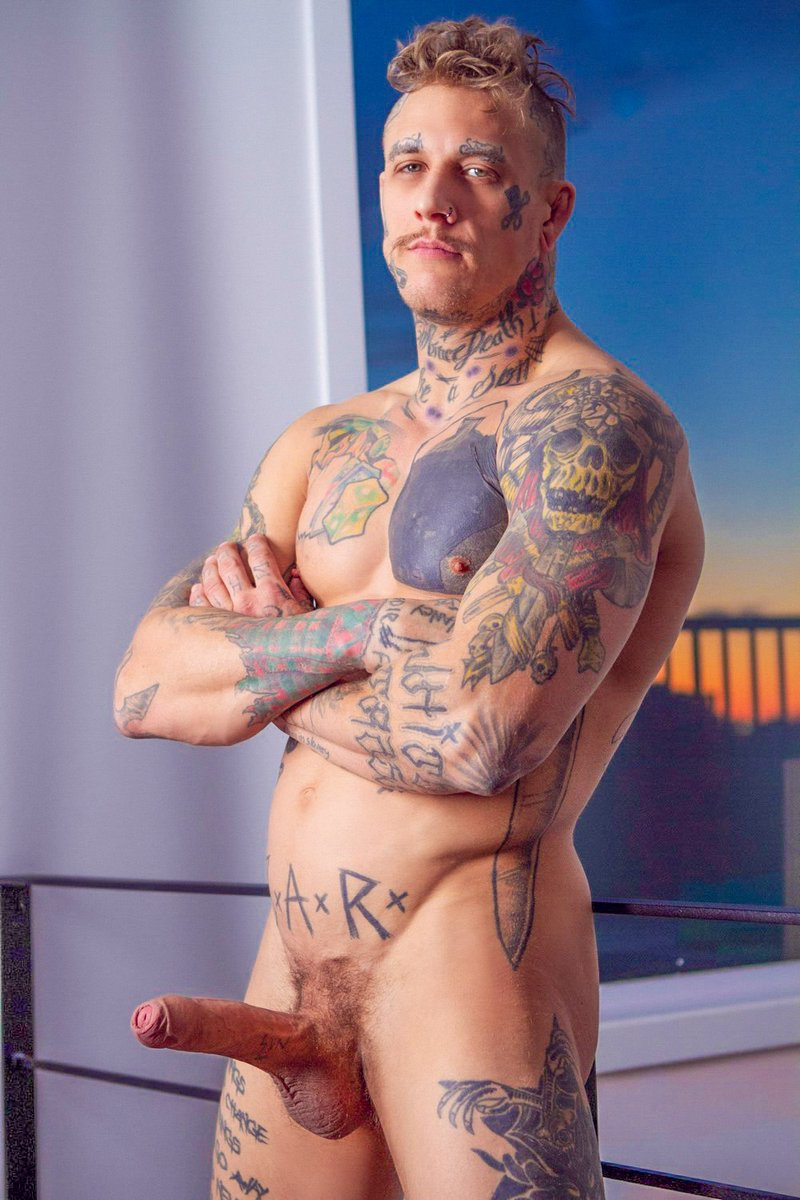 B0SINN's tweet photo. .@BoDirtXXX 🍌 https://t.co/pwtDYYle9L
