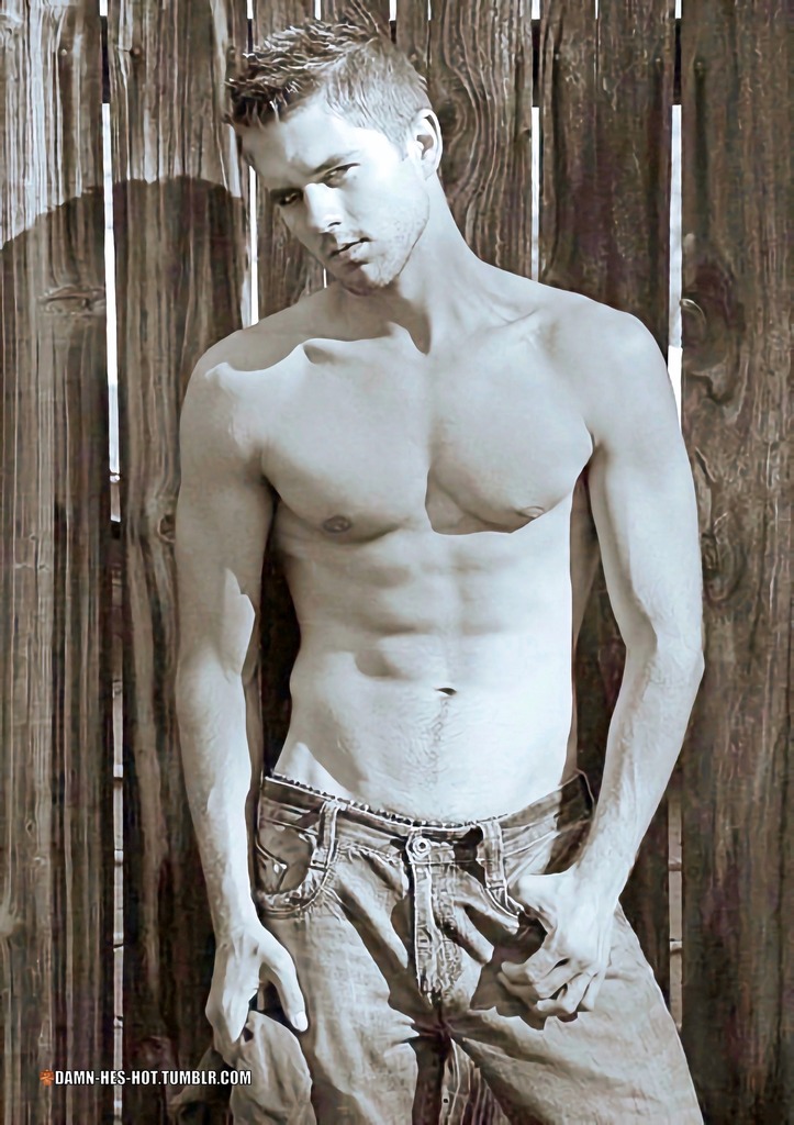 damn hes hot