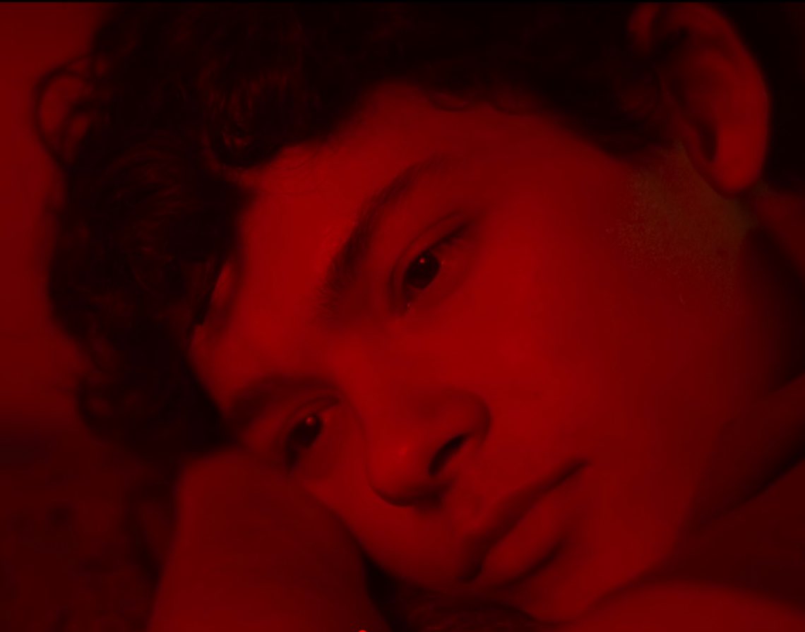 in_amor_veritas's tweet photo. Confession: I think this scene with Simon and Ayub was one of my favorite scenes in season 2. The closeness between them and the way Ayub tells him that only he can know what’s right for him, subtly offering support was so important. I love their friendship so much. https://t.co/nTTgLpCOE4