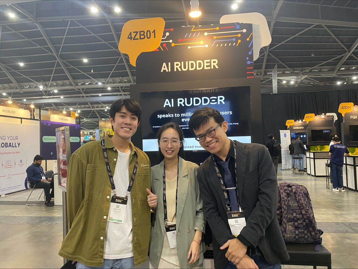 AIRudder's tweet photo. It was a pleasure meeting all of you at the @sgfintechfest and we hope that you enjoyed learning more about the power of #voice #AI and how it helps to supercharge #CX. To find out more about our solutions, visit us at https://t.co/aL5mh9GBda and schedule a demo. https://t.co/a95j3MWeux