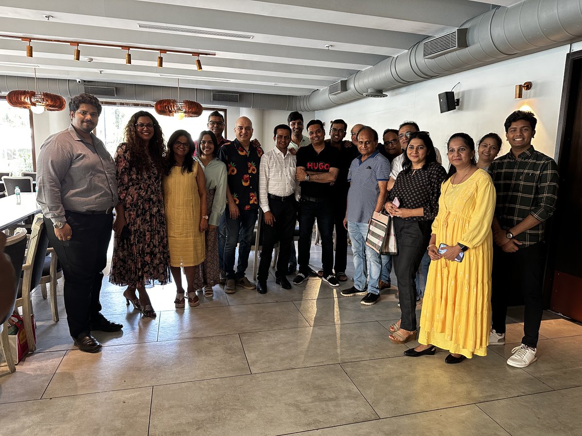 asitbaran's tweet photo. Had a wonderful Sunday in Mumbai from meeting @jyotibudhia ma’am her father who has an experience of 60 years in the market to my fellow traders and who had attended my session in the past, to@meeting my friend and brother from UBS days… https://t.co/Mgld8FpNmc