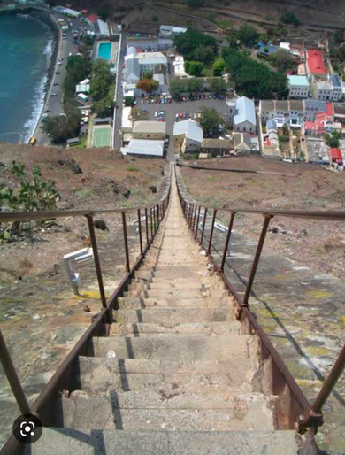 danunmasked's tweet photo. Stairs I imagined Dan Andrews fell down vs the stairs he actually fell down. #DanAndrewsUnmasked #DumpDan #DanAndrews #StepDownDan #StairMasterDan #GeoffShaw 10% OFF for Twitter friends promo code 'TWITTER'. https://t.co/VIF8RrpHe6 https://t.co/lVGjz2MMkd