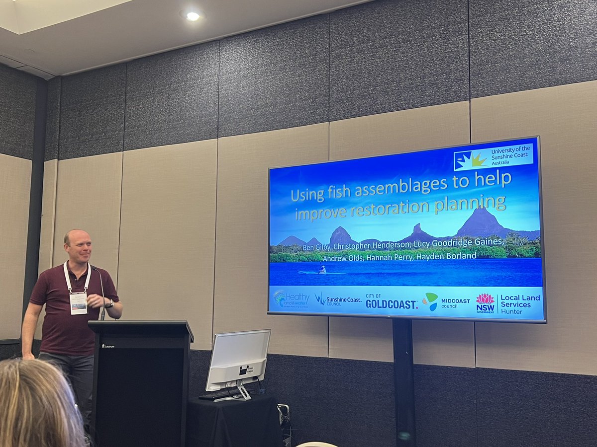 @bennygilbs @usceduau explains which fish-habitat 'bright spots' can help management outcomes like #restoration targets for #oysterreefs #seagrassmeadows and #mangrovewetlands #ASFB2022 @AustSocFishBiol