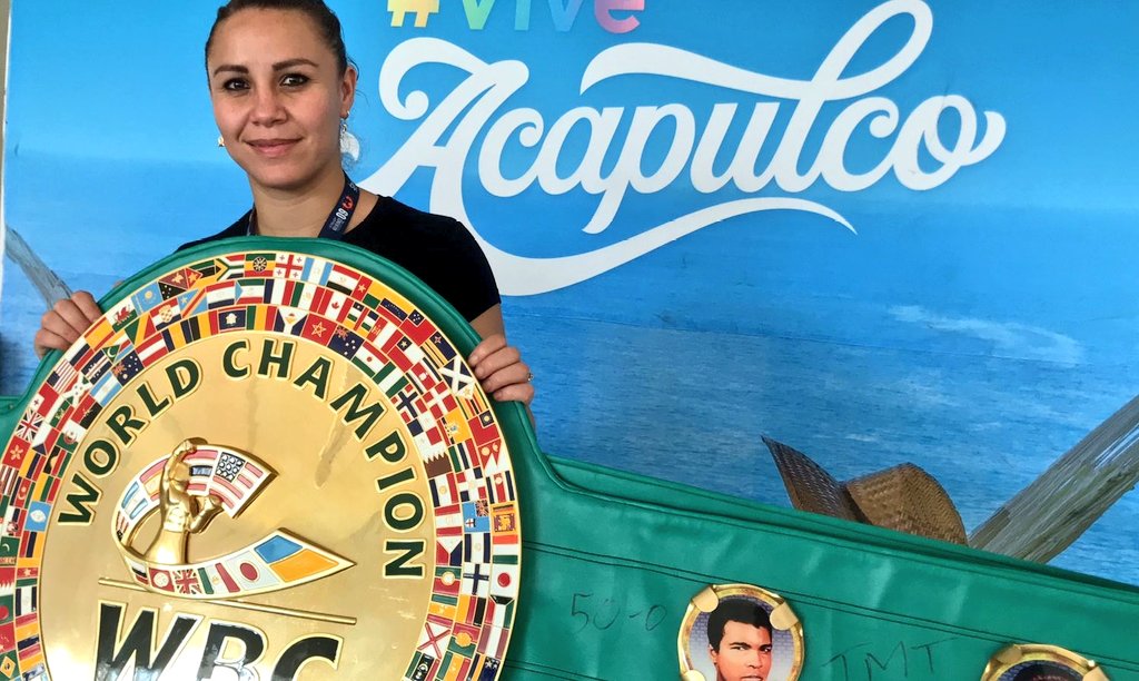 🐺Loba presente!👊🥊👑....
#wbc60 #viveacapulco
📸 Alex