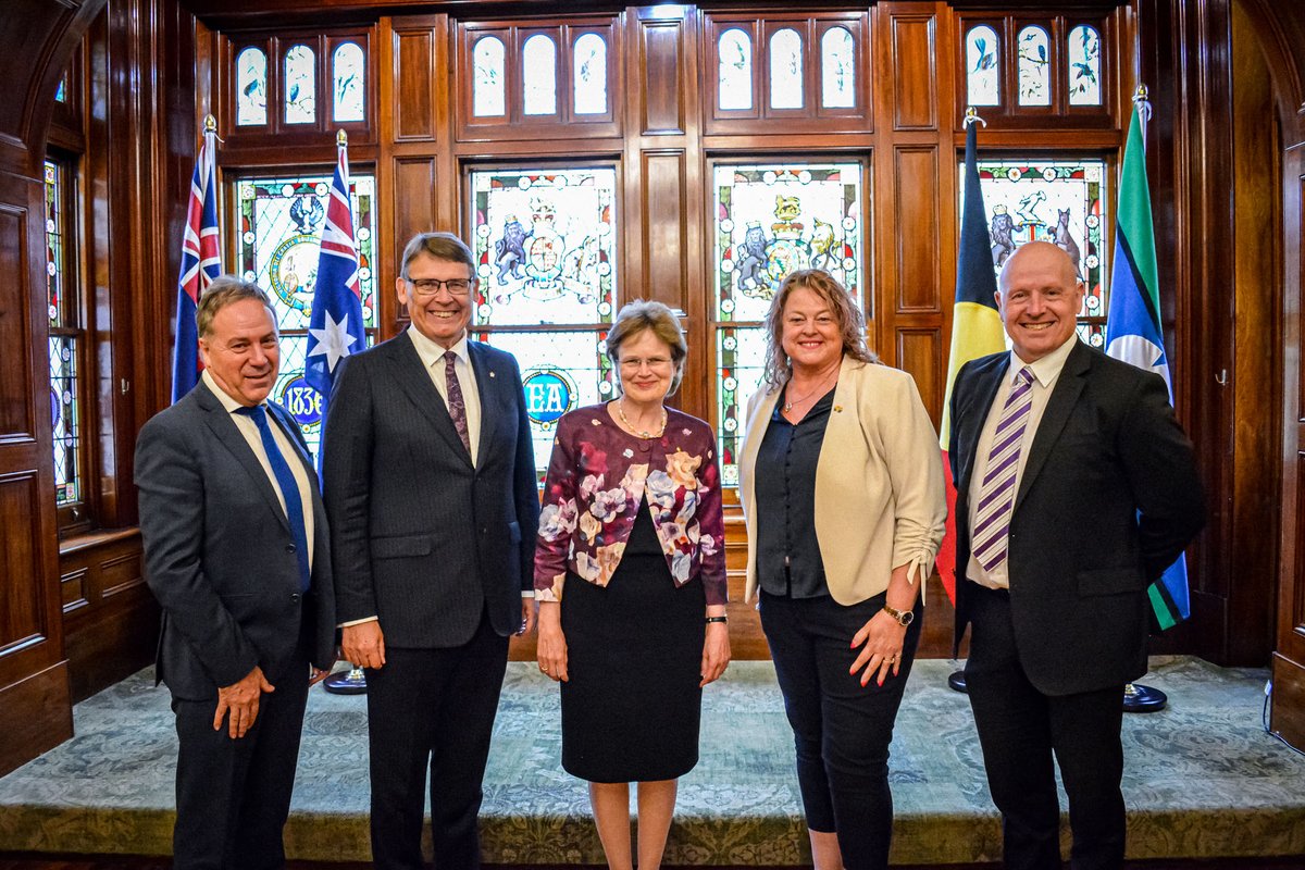 Thank you to Her Excellency the Honourable Frances Adamson, Governor of SA for hosting Foodbank staff, volunteers &amp; major supporters at Government house to recognise their contributions in providing essential food to South &amp; Central Australians in need everyday.

#FoodRelief