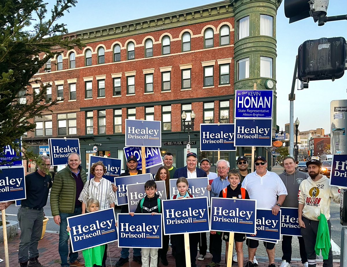 AnabelBoston's tweet image. Allston Brighton is getting ready to vote! @maura_healey @MayorDriscoll @staterepmike @RepKevinHonan