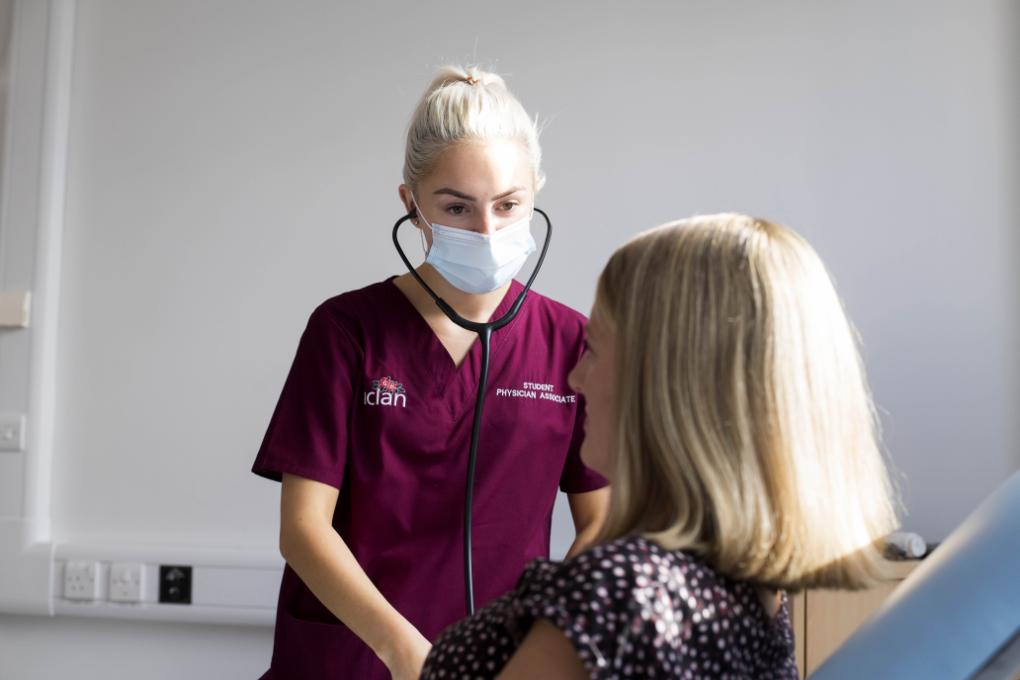 UCLanMedicine's tweet image. Considering a career as a Physician Associate? 🩺

Come to our next open day to check out the campus, and facilities as well as the opportunity to ask any questions about the course!

📅19 November
📍Preston Campus
🕒9.00 AM - 3.00 PM

Sign up here:  ow.ly/j4qU50Ltkuq