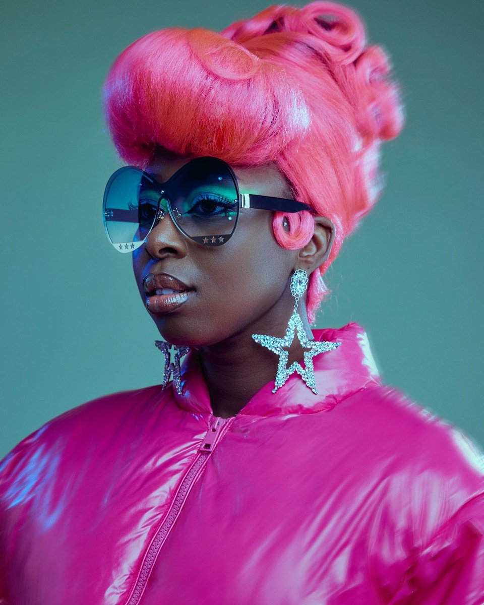 614_mag's tweet photo. Zimbabwean roots, London upbringing and now based in Melbourne, Kye speaks to us about being raised by the world thus having a hybrid mix of culture and genres in her sound and finding herself through solitude. 

Pre-Order link in bio now! Only a few left ❤️‍🔥❤️‍🔥 https://t.co/wF6YKFbKO8