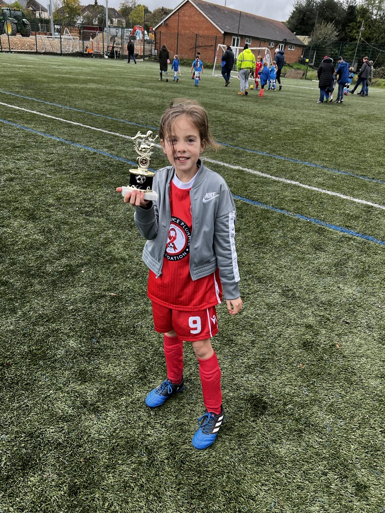 AnSMCSLife's tweet photo. Scored my first goal for my team as we won 6-1! I also got Player of the Match! #FootballPickle https://t.co/MVUF1aMyfq