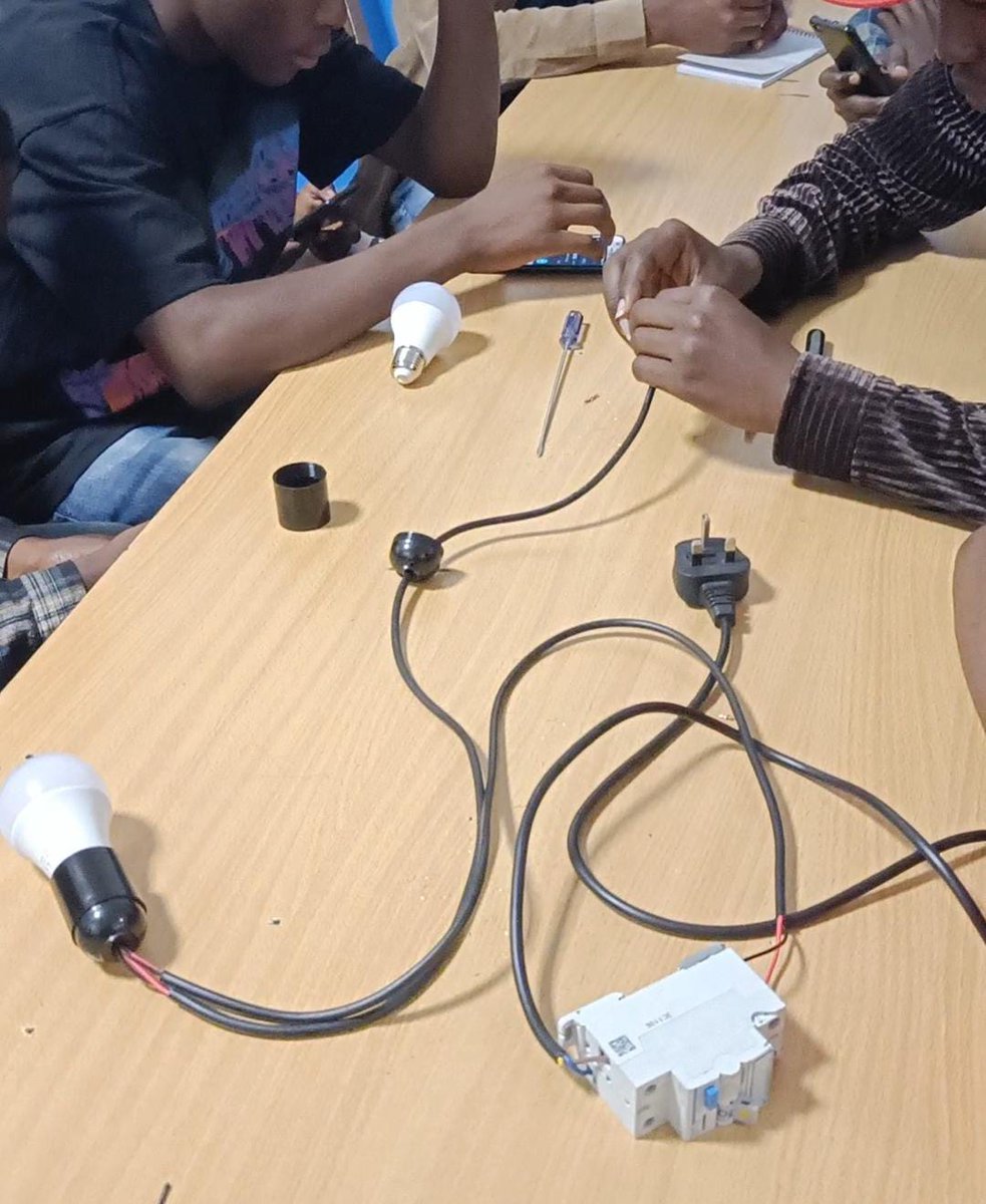 SaltelRwanda's tweet photo. 1/2  SALTEL Training Center gives everyone a great understanding of the responsibilities, knowledge, and skills needed on the market. Since we started, we have trained more than 2500 and most of them, are now hired in different IT departments of different organizations. #RwOT https://t.co/I1b0UdZacK