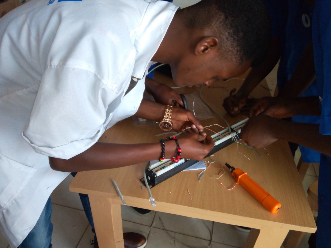 SaltelRwanda's tweet photo. 1/2  SALTEL Training Center gives everyone a great understanding of the responsibilities, knowledge, and skills needed on the market. Since we started, we have trained more than 2500 and most of them, are now hired in different IT departments of different organizations. #RwOT https://t.co/I1b0UdZacK