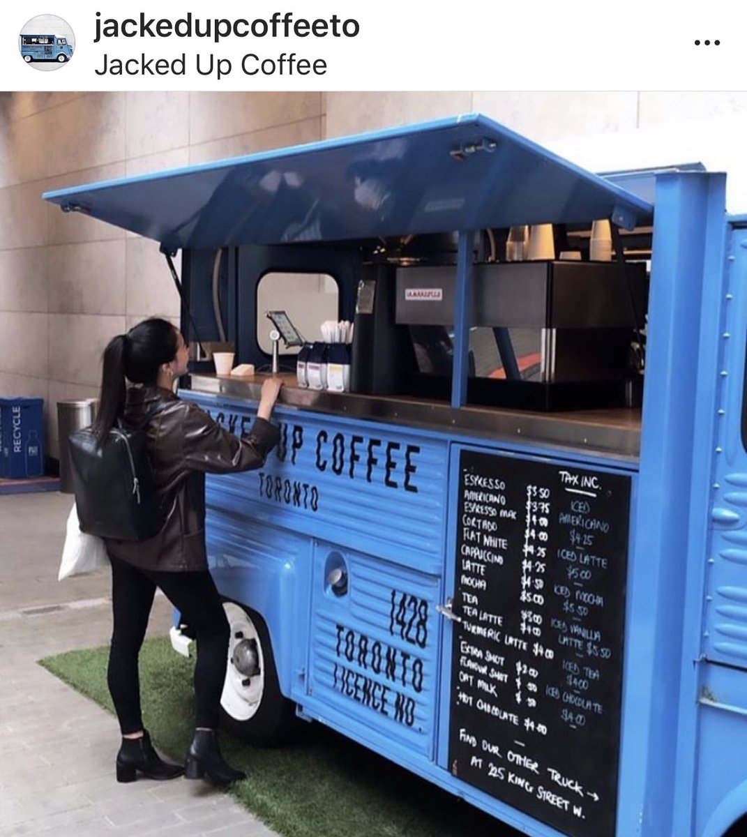 ontstreetfood's tweet photo. Monday's Street Food Locations: https://t.co/CF1RtocfKT #FoodTruckEats #Toronto #Brampton #Vaughan #Milton #BurlON #HamOnt #Niagara #WRAwesome #Durham #LdnOnt #Ottawa #OntStreetFood
#JackedUpCoffeeTO #coffee
#TakeOutToHelpOut https://t.co/5UHqzWqWDS