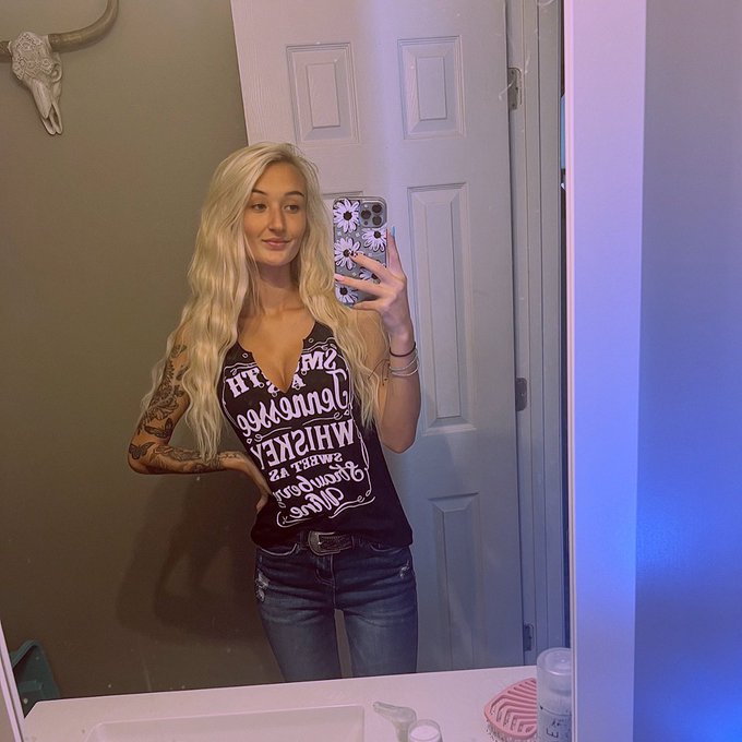 Stay classy, sassy, and a bit bad assy :) https://t.co/2jVDqWlO6D<a href="/tag/onlyfans"class="tags"><span>#onlyfans</span></a>