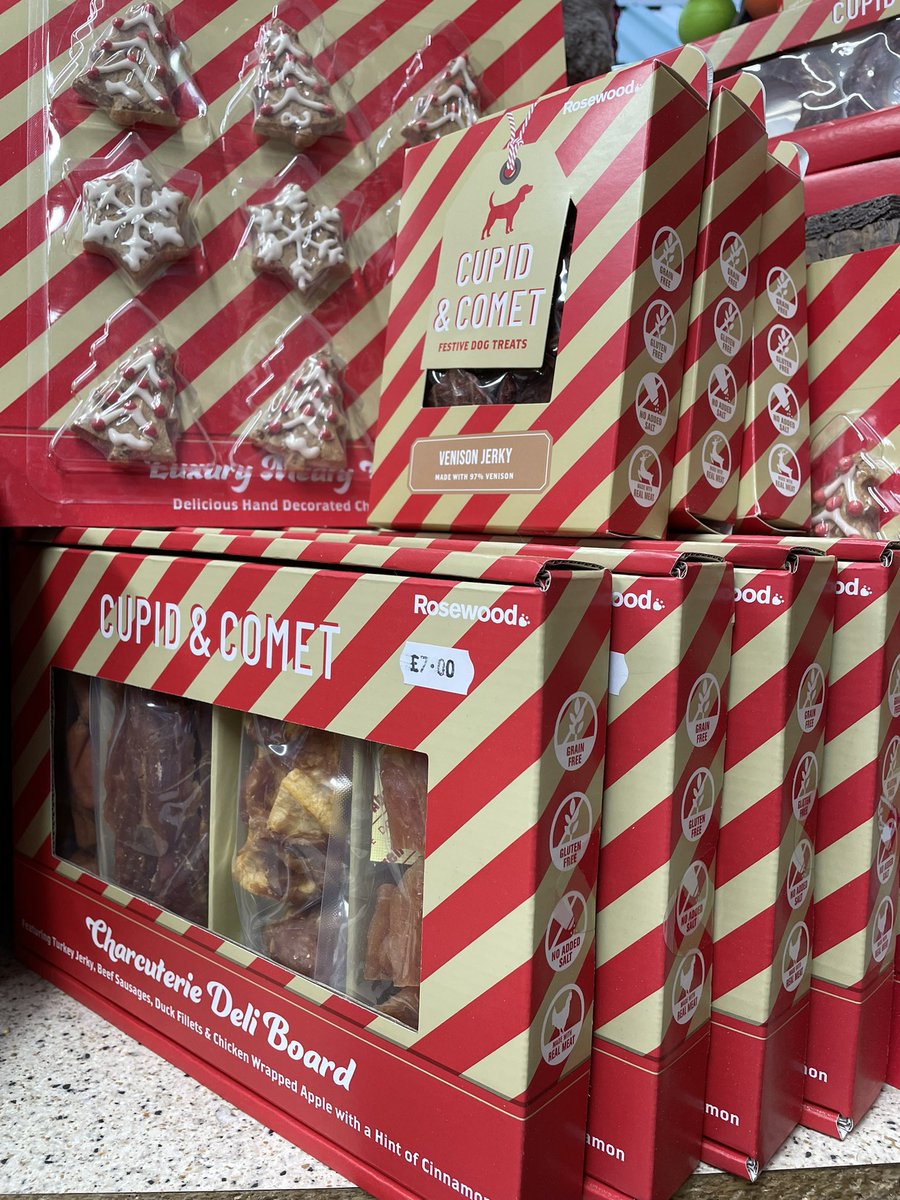 Now that bonfire night is over, time to get ready for Christmas. Lots of toys and treats in store for your pets. Here’s a selection…