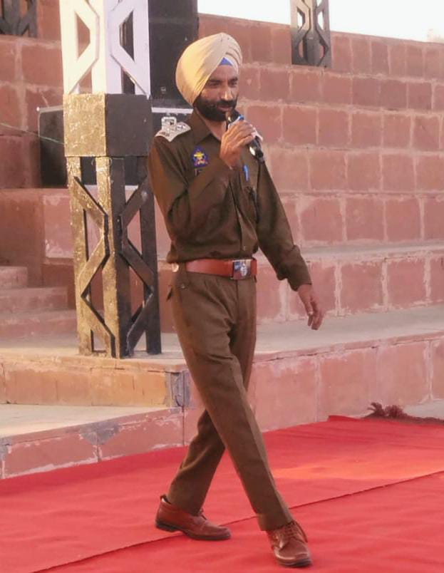 ajitpaulsharma's tweet image. Photo from आपनी बोली आपना मान