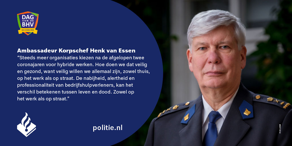 POL_Korpschef's tweet photo. De politie heeft 8000 BHV’ers door het hele land. Zo kunnen wij in elk politiebureau altijd hulp bieden in acute noodsituaties. Goed voorbereid zorgen wij samen voor veiligheid op werkvloer, straat, sportveld. Want het kan overal gebeuren, het kan iedereen gebeuren. #DagvandeBHV https://t.co/sZ28DkivIs