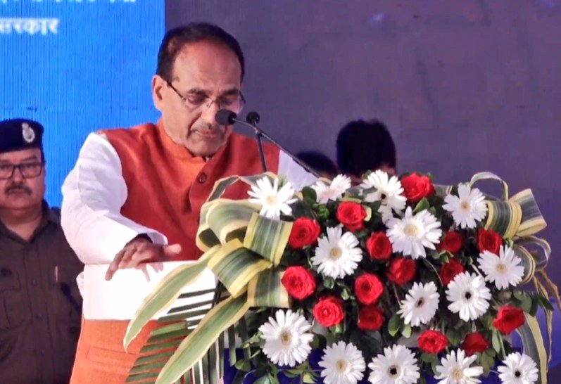 JansamparkMP's tweet photo. मुझे यह कहते हुए खुशी है कि 9 सीएम राइज स्कूल मंडला जिले में प्रारंभ किए जा रहे हैं। एक-एक भवन लगभग ₹30 करोड़ का होगा: सीएम श्री @ChouhanShivraj

#GatiShakti
#PragatiKaHighway https://t.co/nVTst49Jbh
