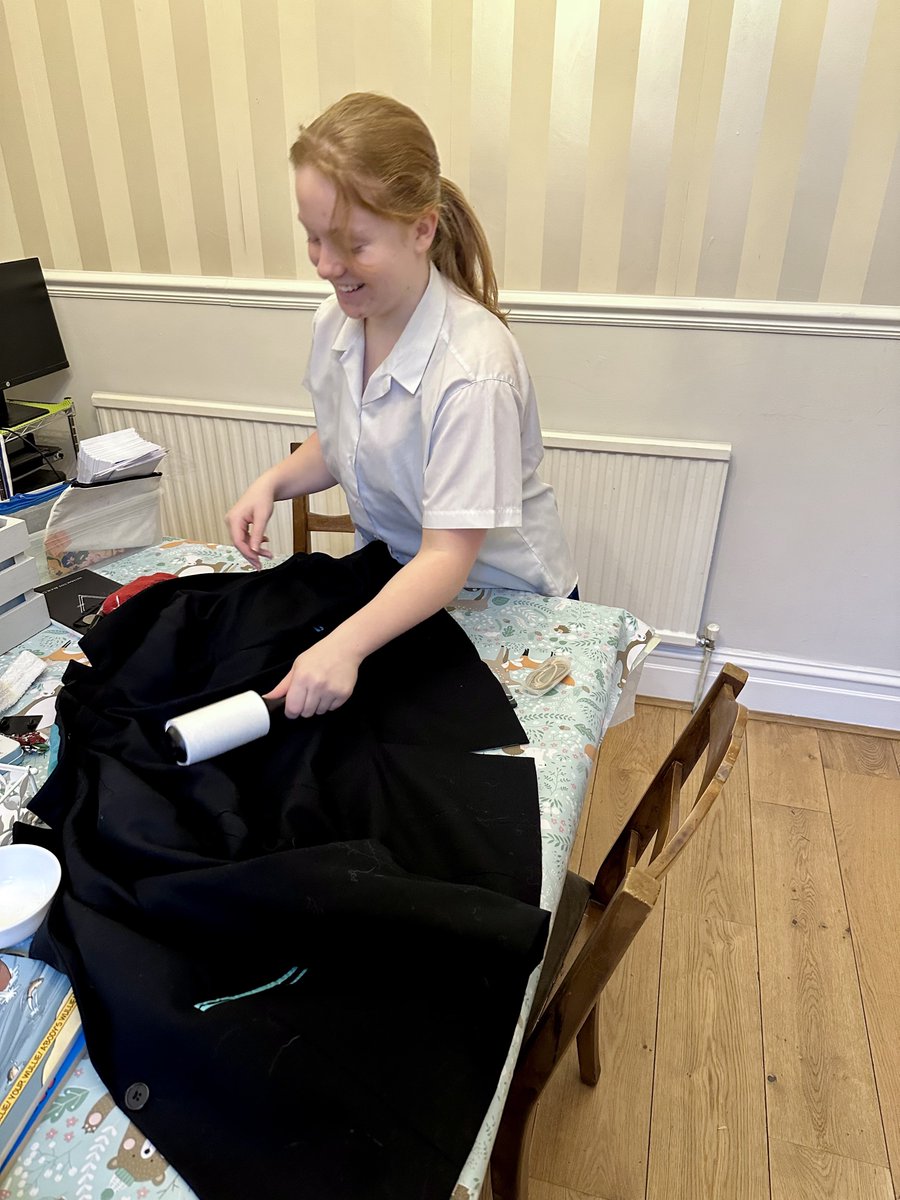 Sophie Hudson tweet media