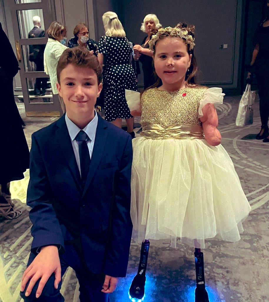 Happy birthday to <a href="/Hope4Harmonie/">Hope4Harmonie</a> ! One of the most awesome people I’ve ever met ⭐️