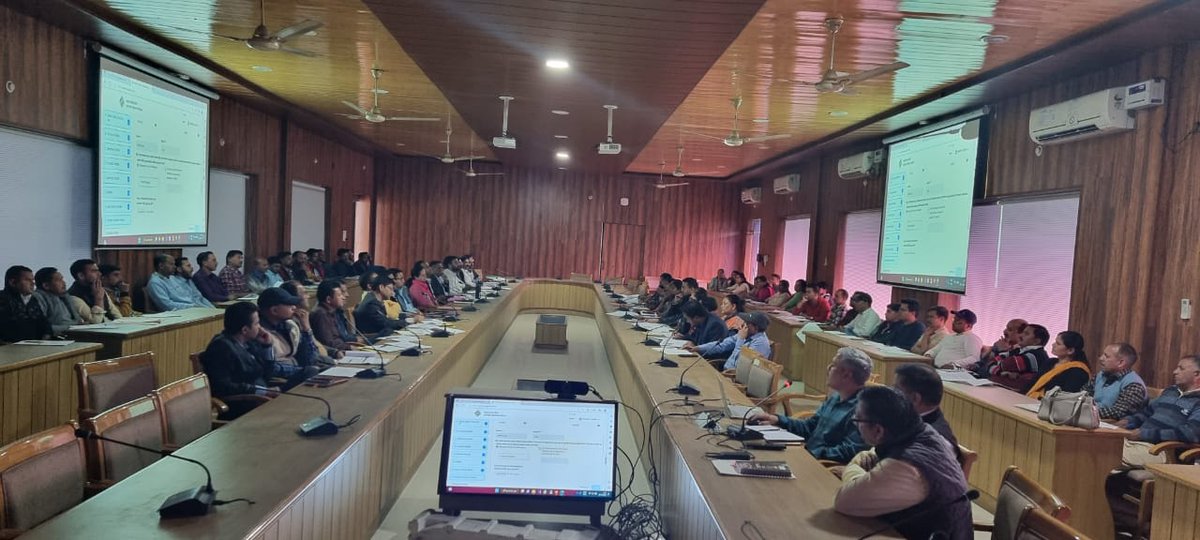 UttarakhandCEO's tweet photo. EROs and Operators physical training sessions for ERONET vr.2.0 at state Head Quarter Dehradun
@SpokespersonECI @ECISVEEP #training #Eronet https://t.co/4bO6iaOxIo