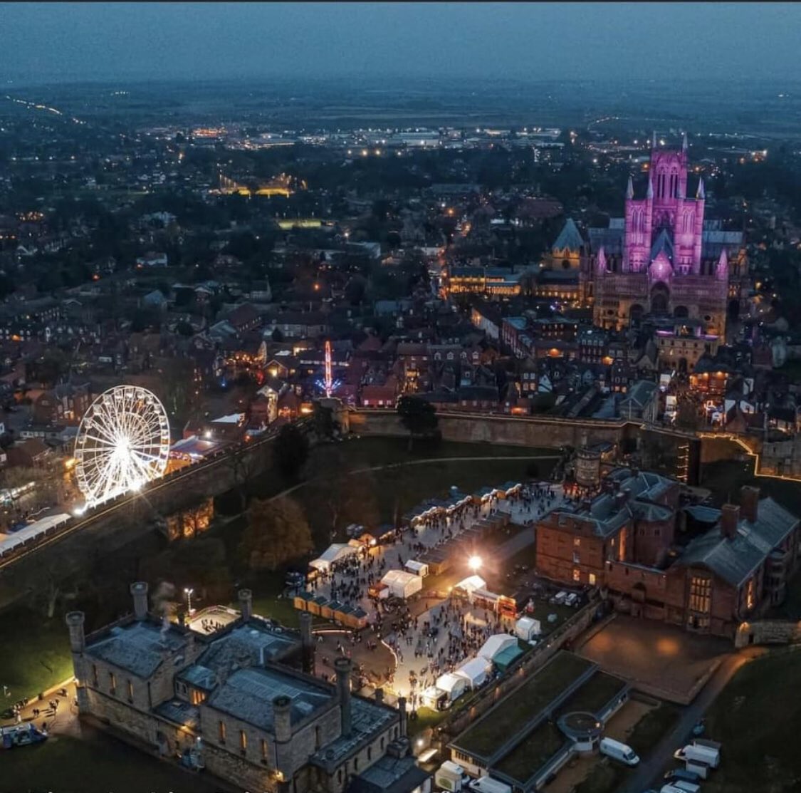 Christmas soon here 🎄🎅🦌
November Christmas light switch on 17th November 2022✨
Getting November guests in the mood 🙌
Retreat magic ✨
#lincolnchristmasmarket #Christmas holidays #visitlincoln #ukwinterbreak #LincsConnect
#retreatchristmas #christmasgifts  #newyearholiday