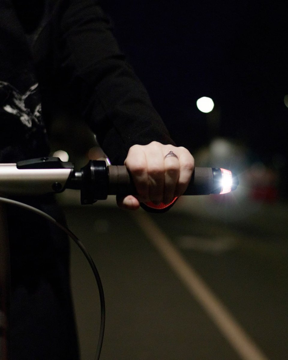 WINGLIGHTS FIXED SERIES 🛴🚴

Have you ever thought about getting noticed and looking cool on two wheels?

Make your thoughts reality, get the perfect lights for your electric scooter or e-bike.

👆Check the link in Bio 👆

#electricscooter #trottinetteelectrique #scootergang