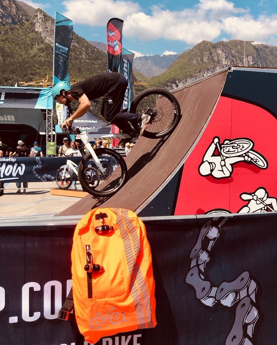 FRIENDLY REMINDER 😍

Safety comes first, always!

That’s why we are always in the front row 😁

What’s your main thought when you ride on two wheels? 👇

#electricscooters #escooters #scooteraccessories #bicyclelife