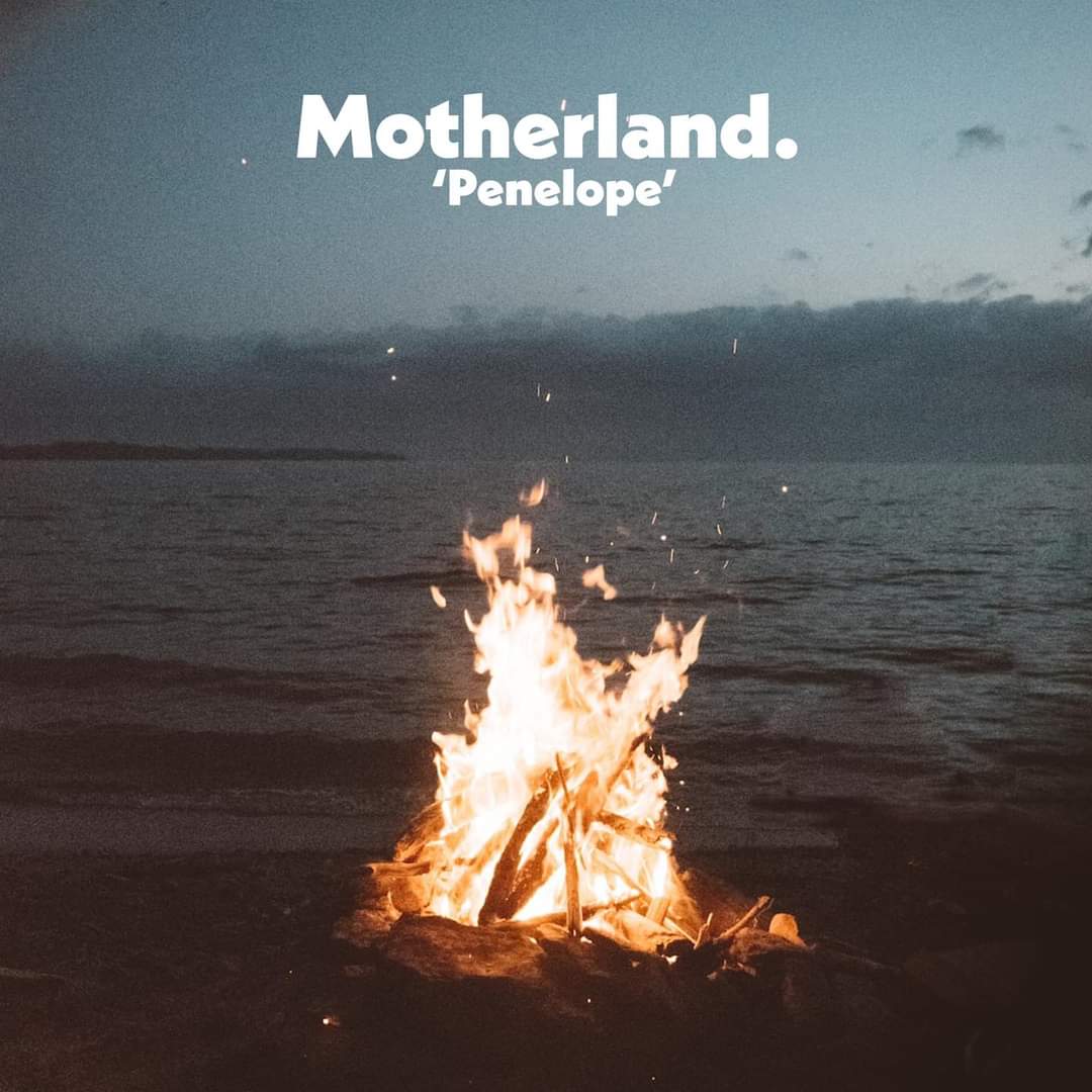 TheSoundLabYES's tweet image. We have a brand new #SingleOfTheWeek from @Motherlandneuk with Penelope!

Hear the track all week on #TheSoundLab radio via the website at thesoundlabuk.co.uk and tiny.cc/TSLlisten

#NewMusic #NewMusicAlert #BrandNew #SOTW #NewMusicMonday