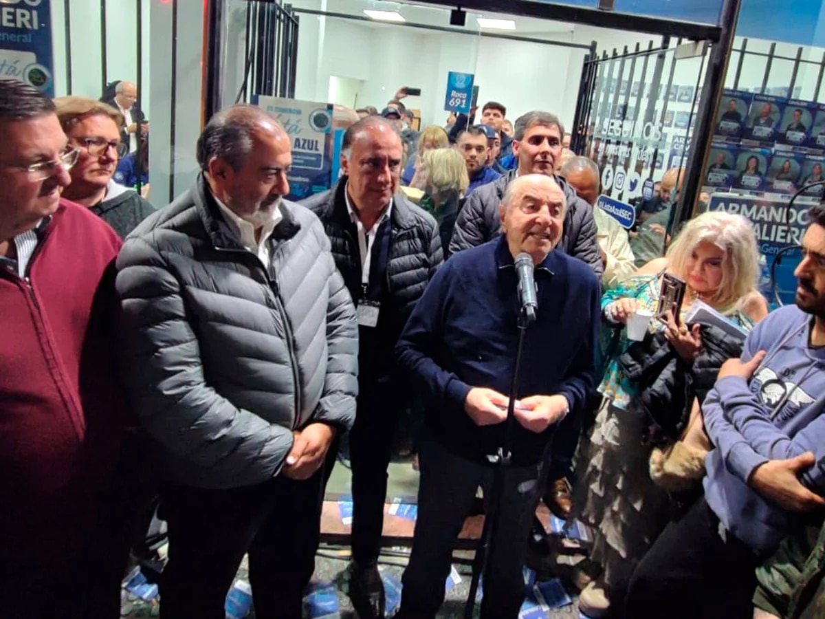 🛒⬇️Una nueva semana sin novedades en la paritaria de lxs empleadxs de comercio. Los sueldos del sector son los más bajos de país

El sindicato conducido por Armando Cavalieri (86 años) a nivel nacional encuadra a más de un millón de trabajadorxs

#paritarias
#lunes
#7Novembre