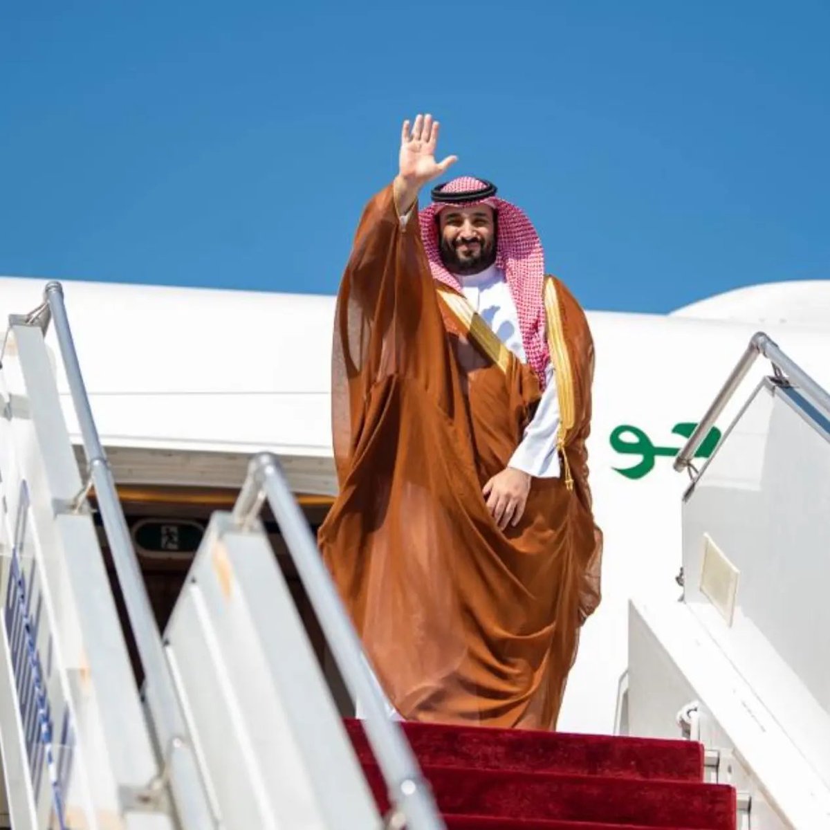 في أمان الكريم سمو سيدي 💚🇸🇦

حفظكم الله ورعاكم .

#محمد_بن_سلمان_في_شرم_الشيخ