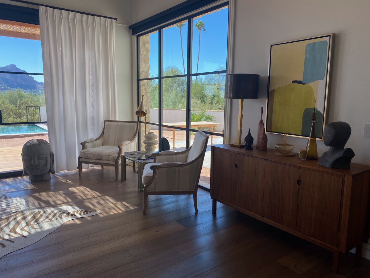 CraftedByLisa's tweet photo. How do you create a Southwestern style in your home decor? Allow the colours of nature to play a role in your palette. (Pictured: my new home in Arizona!) https://t.co/tMQamprpdy