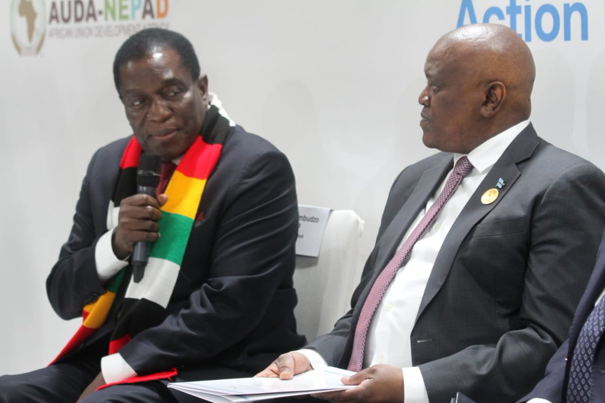 TafadzwaMugwadi's tweet photo. HE President Emmerson Mnangagwa joins HE Mokgweetsi Eric Masisi President of the Republic of Botswana in participation of a High Level Roundtable &amp; Luncheon on Empowering A Climate Resilient Africa for 21st Century. https://t.co/Feg2HIX8q9