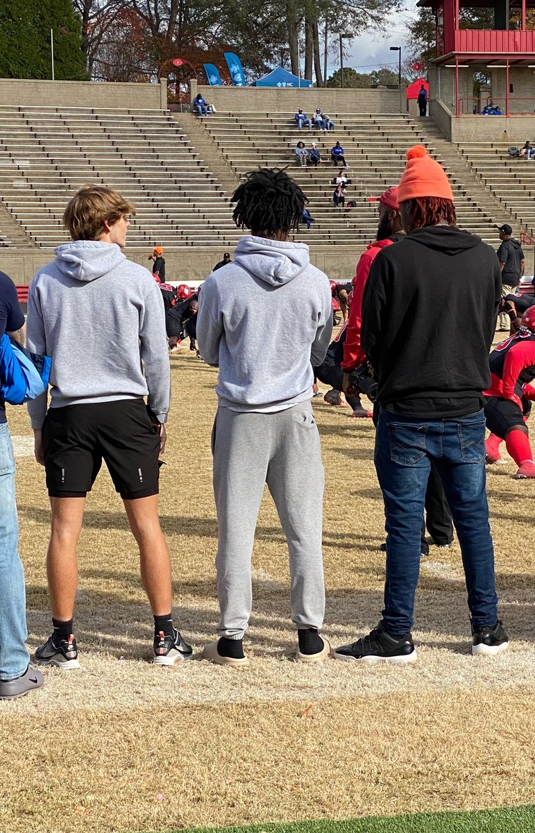 Had a great experience this weekend at <a href="/WSSURamFootball/">WSSU Rams Football</a> thank you <a href="/CoachHolmes_OL/">Chris Holmes</a> for the invite! <a href="/Realbrandon22/">Brandon Sanders #3</a>