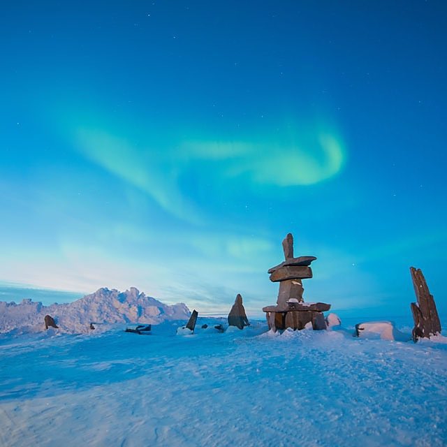 ᖁᕕᐊᓱᒃᑐᖅ ᓄᓇᕐᔪᐊᕐᒥ ᐃᓄᐃᑦ ᐅᓪᓗᖓ!
Happy International Inuit Day!

So thankful to have the opportunity to work with Inuit friends across the #Arctic everyday!

#InternationalInuitDay 
#InuitDay