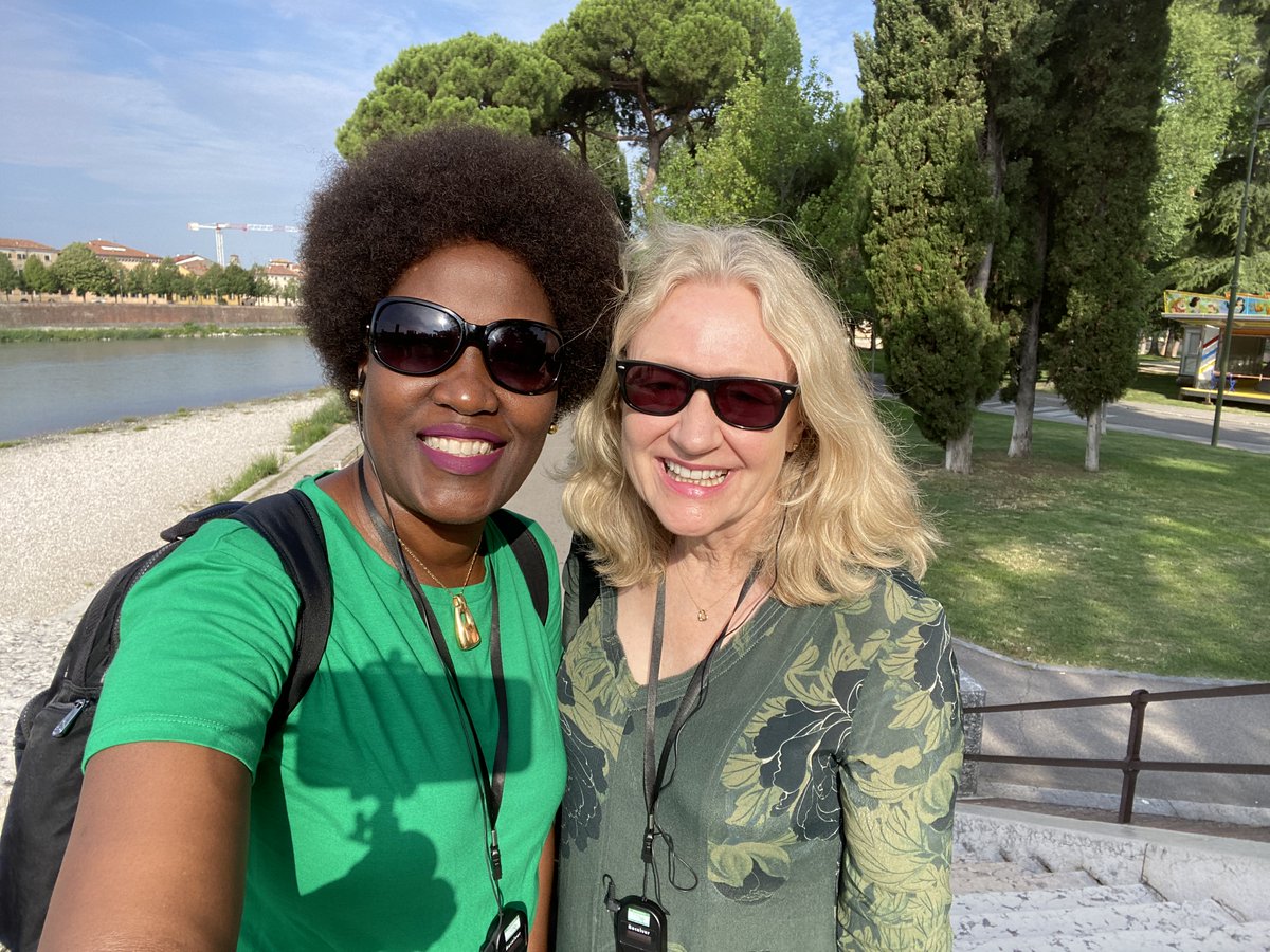 penninah_nmda's tweet photo. Muy agradecida por los flechazos duraderos académicos y profesionales que se dieron gracias al congreso #ASELE2022 y sus aportaciones para la enseñanza de ELE en África Subsahariana @spainelong @ASELE_ELE @AATSPglobal #HispanistasÁfrica https://t.co/tEUgEynpIW