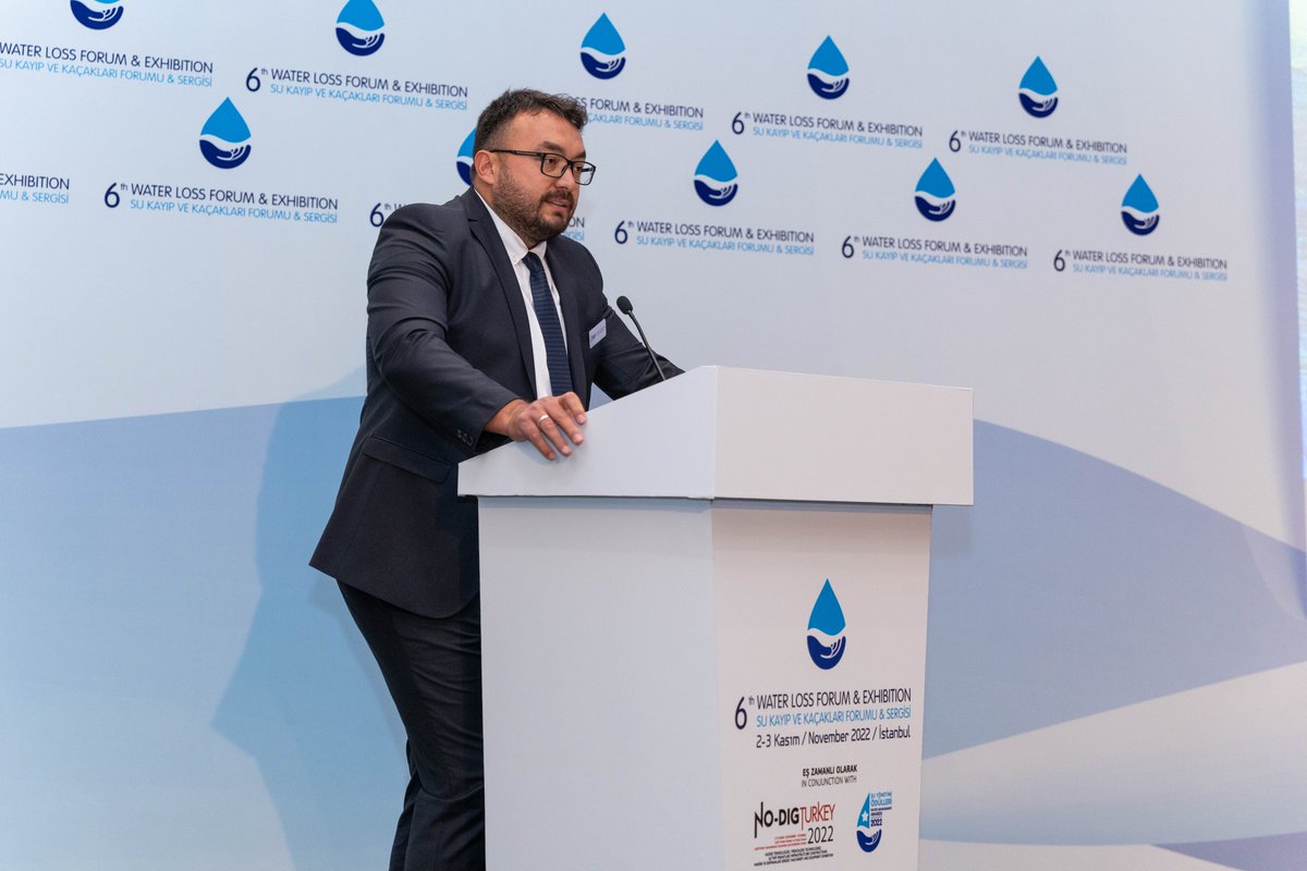 akated_tsitt's tweet image. 6. Su Kayıp ve Kaçakları Forumu&apos;nun platin sponsoru olan TiS Turkey Su Teknolojileri şirketinin Genel Müdürü Semih Vatansever, Forum açılış töreninde yerli ve yabancı katılımcılara hitap etti. #water #waterlosscontrol #nonrevenuewater #watermanagement #water4all #istanbul #event